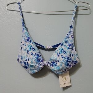 Cyn & Luca Blue Floral Bikini Top